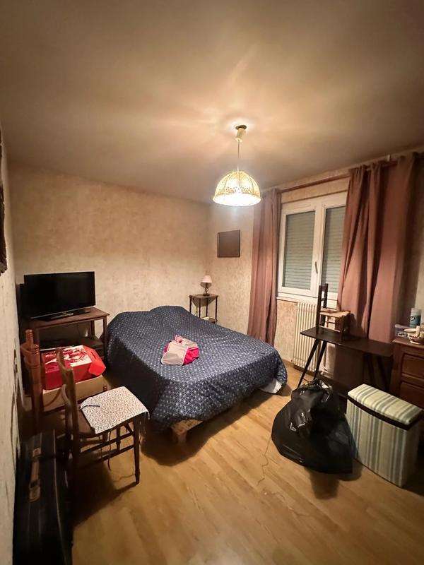 Maison - 90 m² - 6 pièces