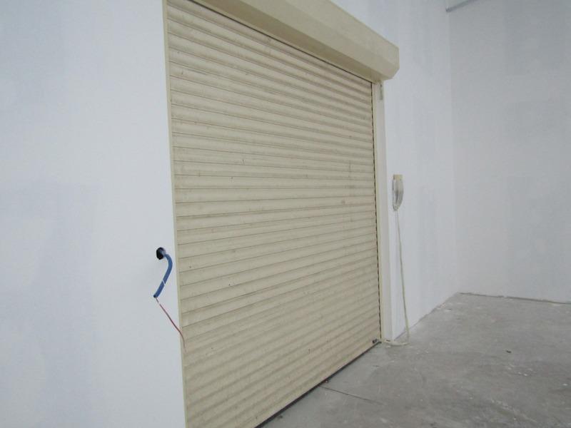 Local commercial - 465 m² - 3 pièces