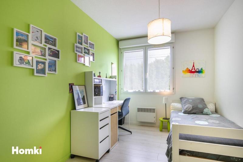 Appartement - 79 m² - 4 pièces