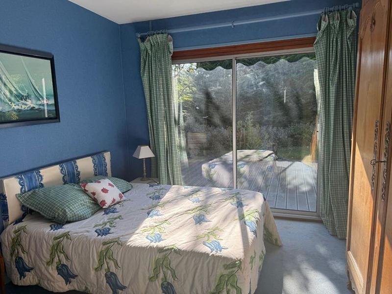 Maison - 205 m² - 9 pièces