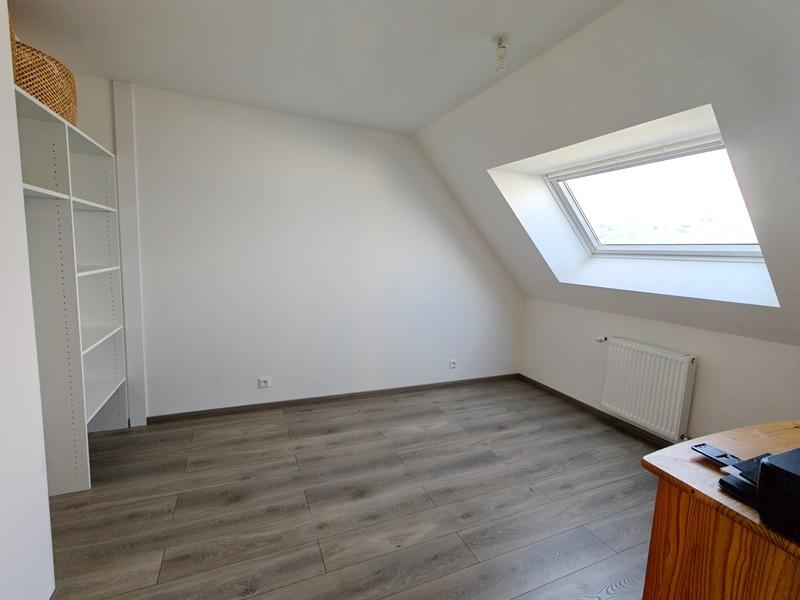 Maison - 96 m² - 5 pièces