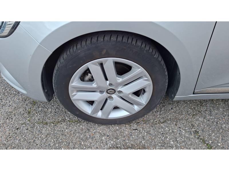 Renault Clio E-Tech 140 - 21 Business