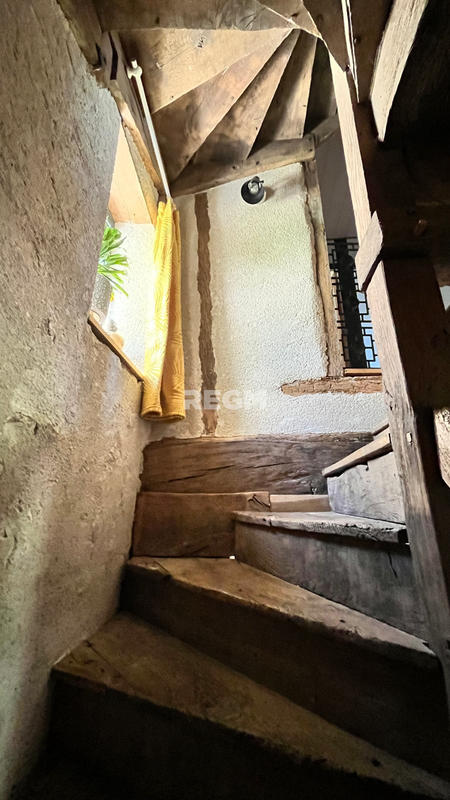 Maison - 185 m² - 7 pièces