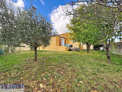Villa - 90 m² - 4 pièces
