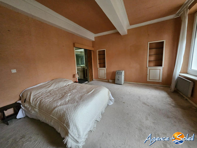 Maison - 174 m² - 6 pièces