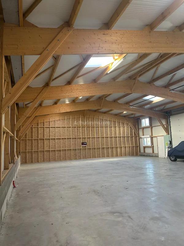 Bureau - 266 m² - 1 pièce