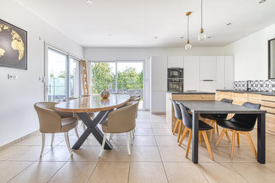 Maison - 148 m² - 7 pièces