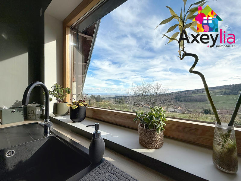 Maison - 195 m² - 8 pièces