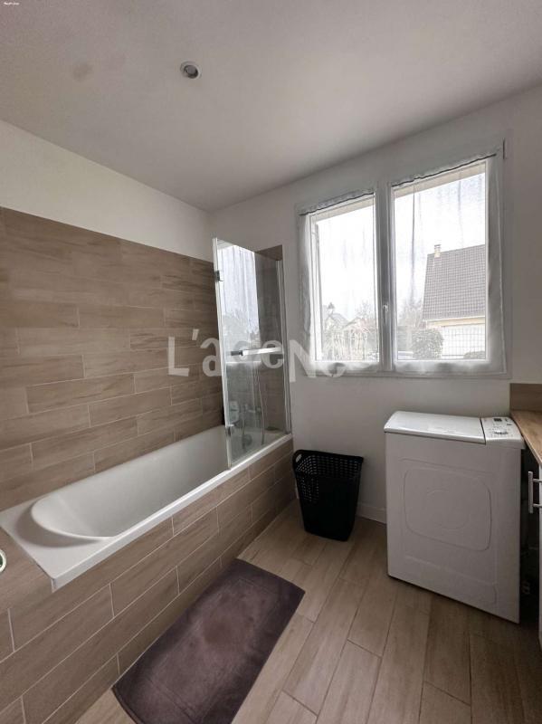 Maison - 190 m² - 8 pièces