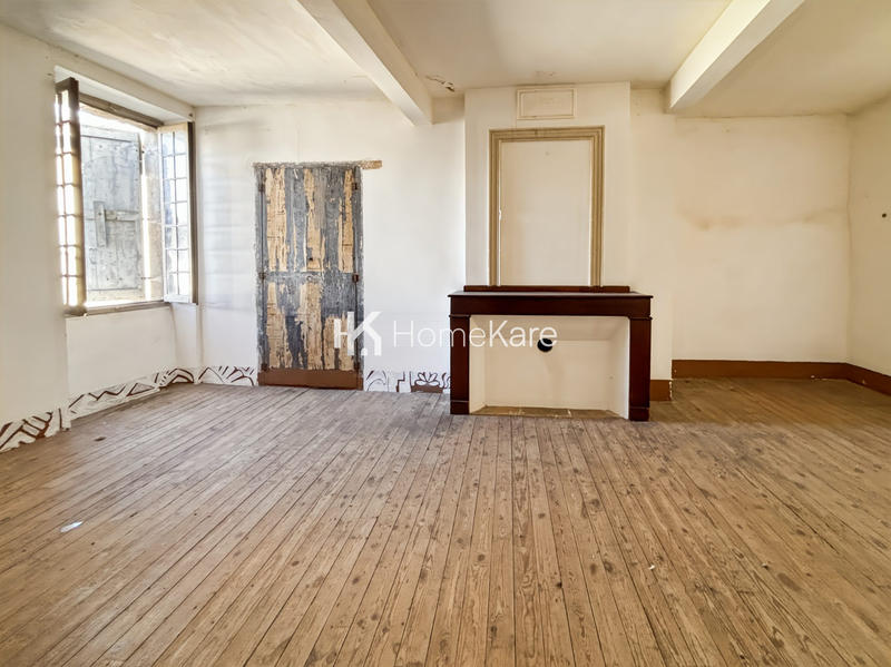 Maison ancienne - 165 m² - 6 pièces