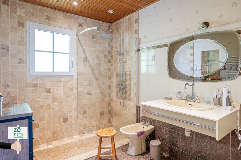 Maison - 140 m² - 6 pièces