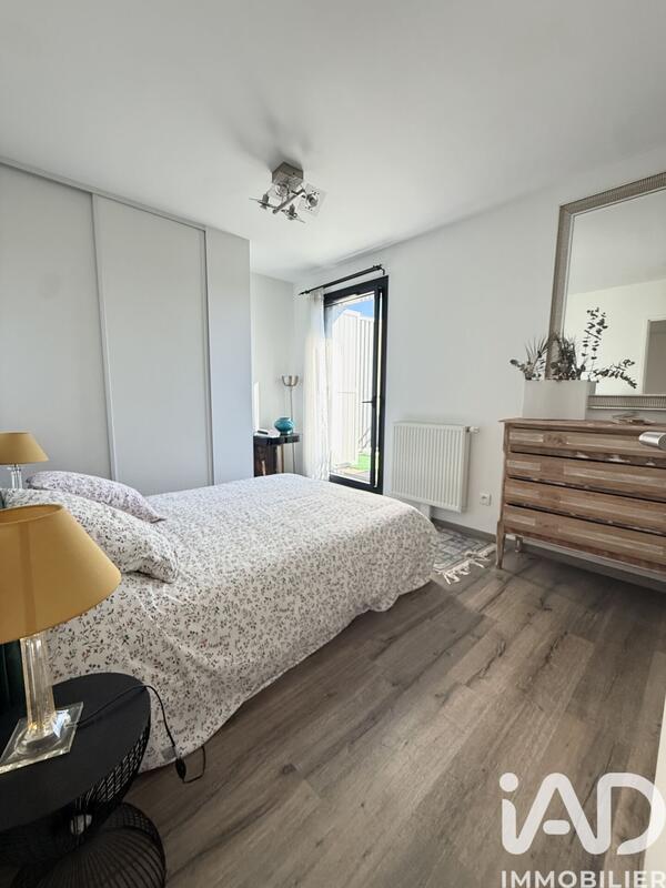 Appartement - 99 m² - 4 pièces