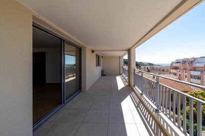 Appartement - 115 m² - 4 pièces