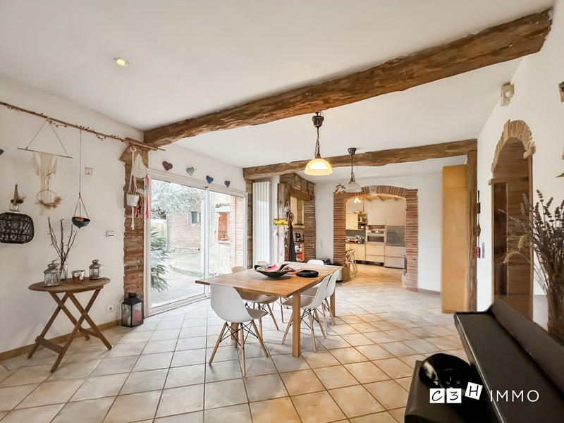 Maison ancienne - 195 m² - 5 pièces