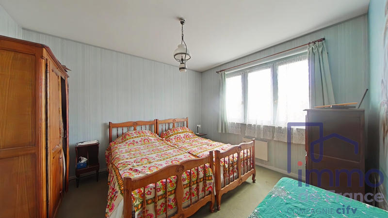 Appartement - 79 m² - 4 pièces