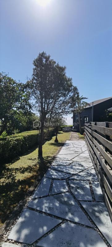 Villa - 267 m² - 8 pièces