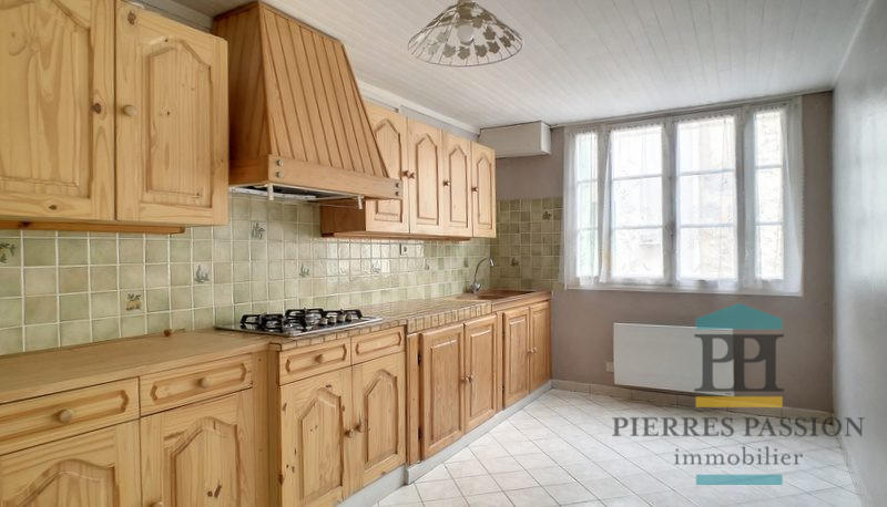 Maison ancienne - 99 m² - 4 pièces