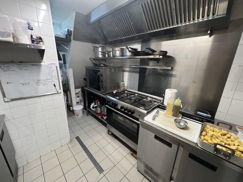 Fonds de commerce - Hôtellerie / Restauration - 77 m²