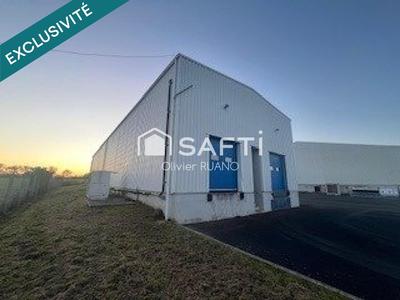 Local commercial - 2 680 m² - 8 pièces