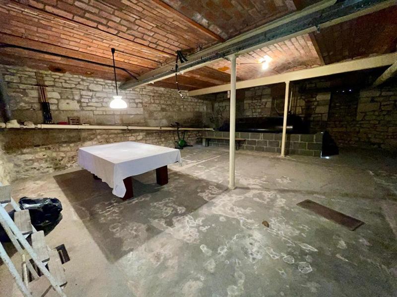 Immeuble - 312 m² - 12 pièces