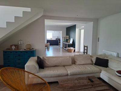 Maison - 210 m² - 10 pièces