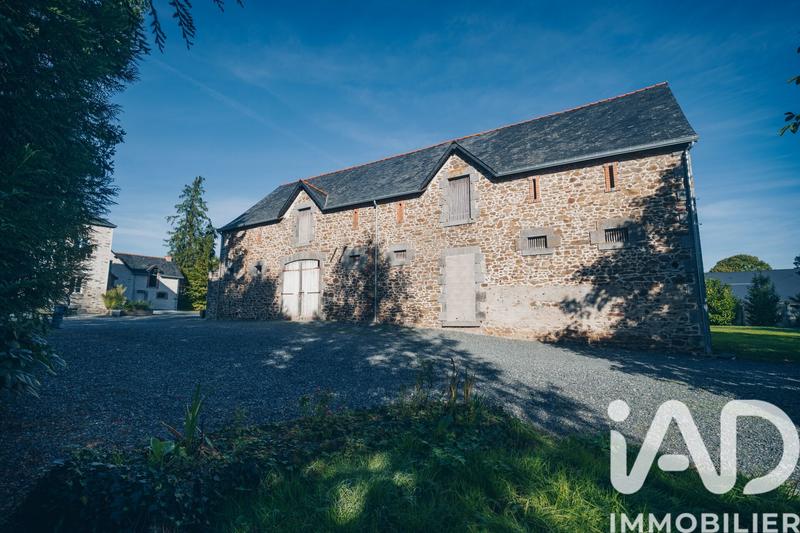 Maison - 328 m² - 12 pièces