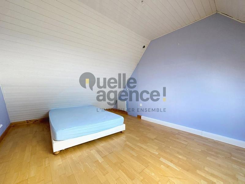 Maison - 163 m² - 8 pièces