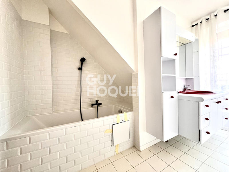 Appartement - 65 m² - 3 pièces