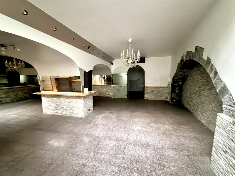 Local commercial - 156 m²
