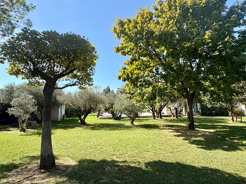 Maison - 195 m² - 7 pièces