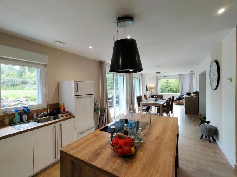 Maison - 161 m² - 7 pièces