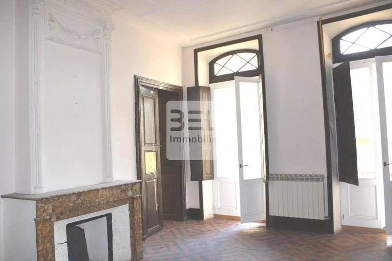 Hôtel particulier - 365 m² - 19 pièces