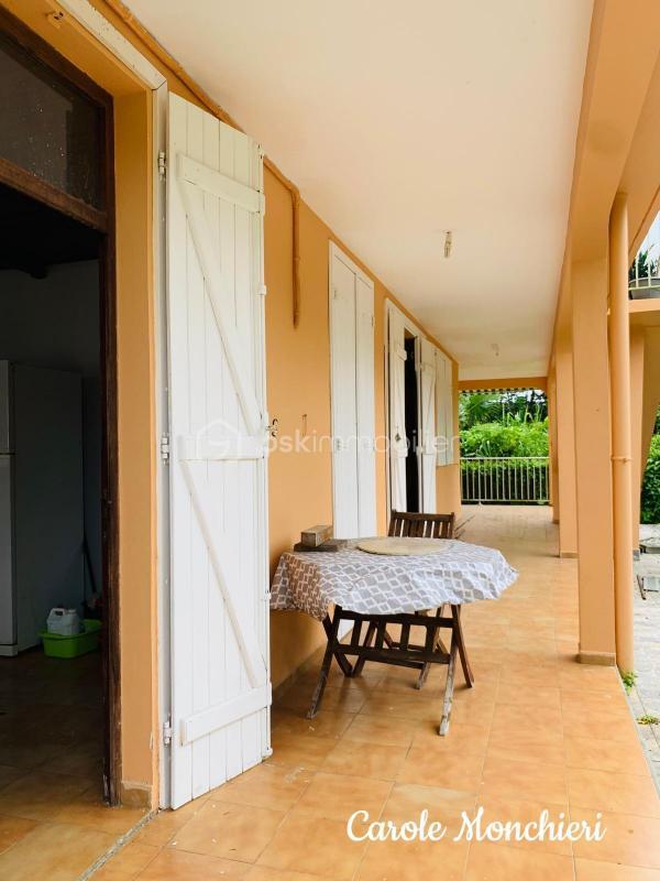 Maison - 193 m² - 8 pièces