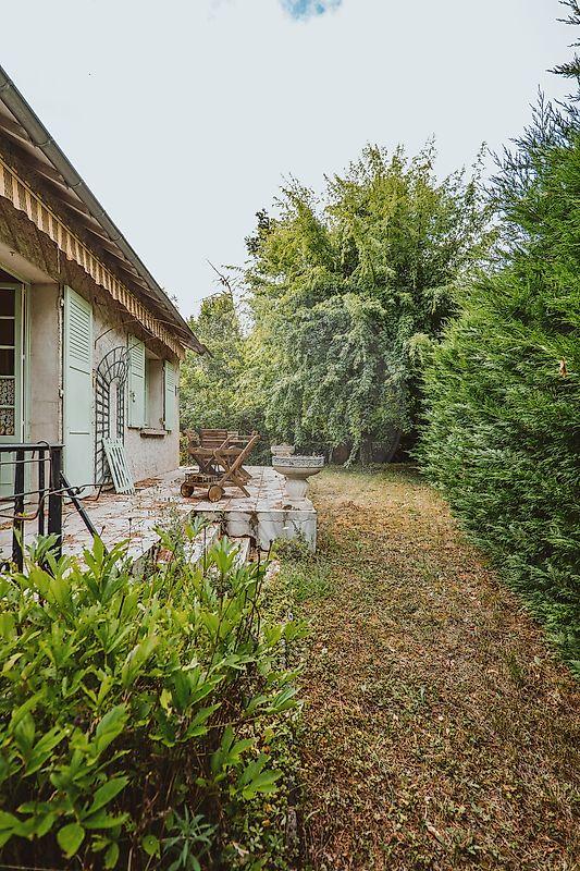 Maison - 200 m² - 7 pièces