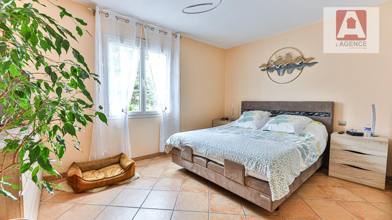 Maison - 121 m² - 4 pièces