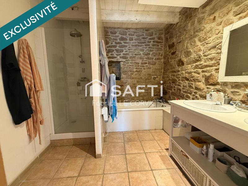 Maison - 138 m² - 8 pièces