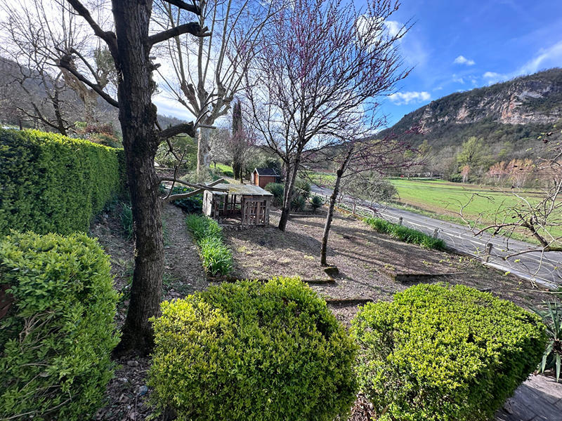 Appartement - 100 m² - 4 pièces