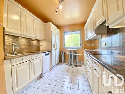 Appartement - 99 m² - 4 pièces