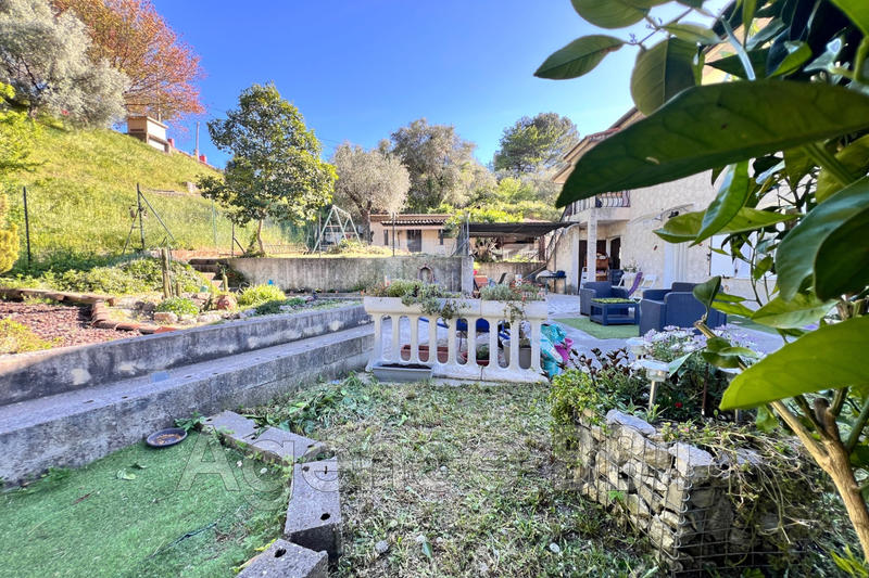 Villa - 130 m² - 7 pièces