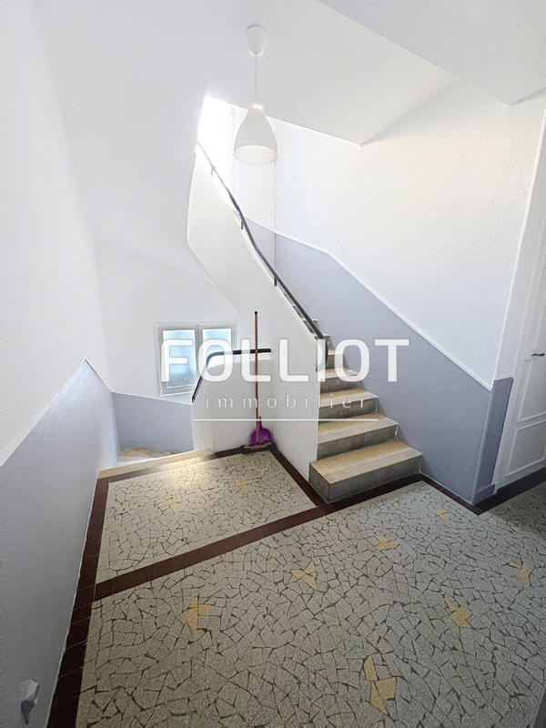 Immeuble - 294 m² - 13 pièces