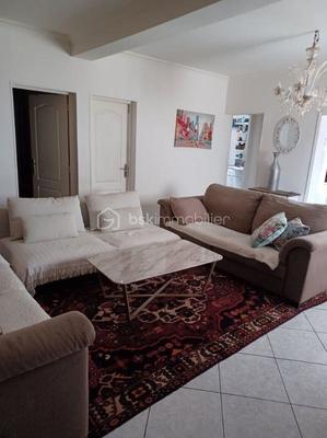 Maison de ville - 136 m² - 7 pièces