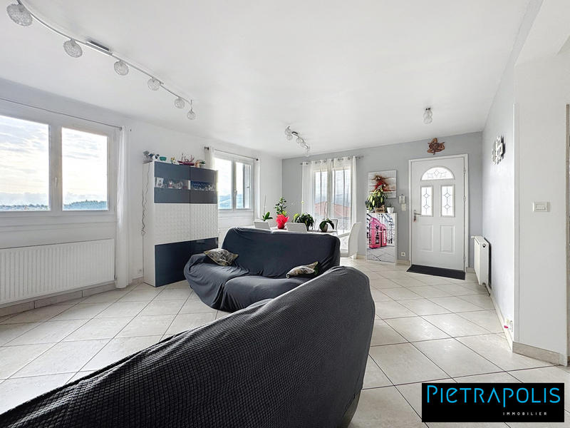 Maison - 110 m² - 5 pièces