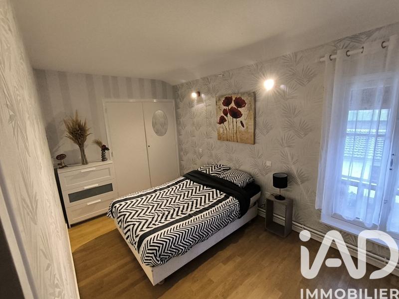 Maison - 200 m² - 8 pièces