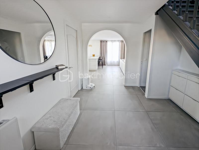 Maison - 110 m² - 5 pièces