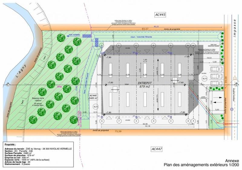 Local d'activité / Entrepôt - 200 m²