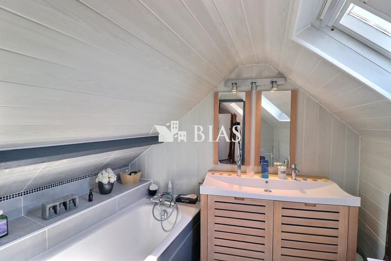 Maison ancienne - 100 m² - 5 pièces