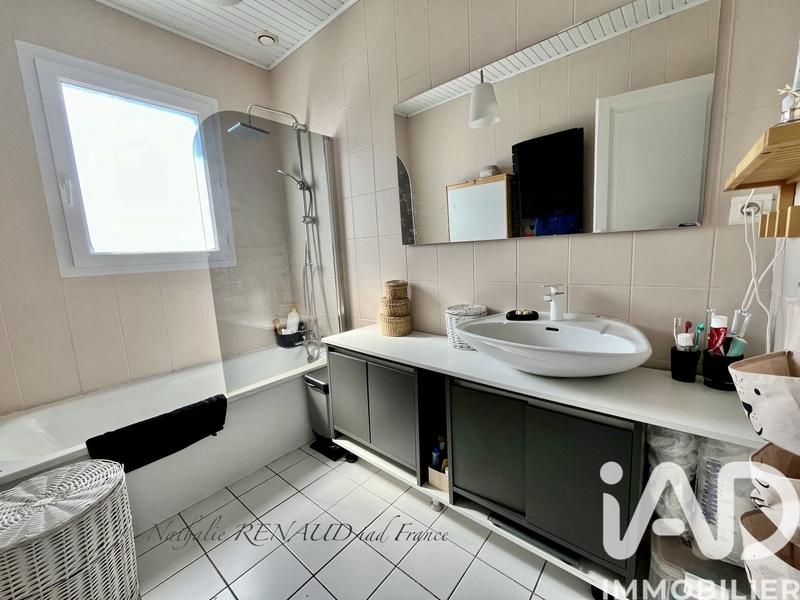 Maison - 102 m² - 5 pièces