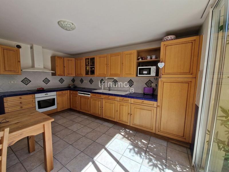 Maison - 194 m² - 6 pièces