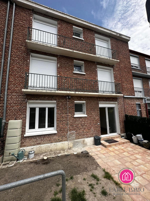 Maison - 220 m² - 9 pièces