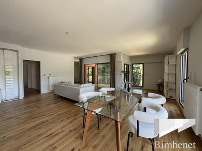 Appartement - 132 m² - 4 pièces